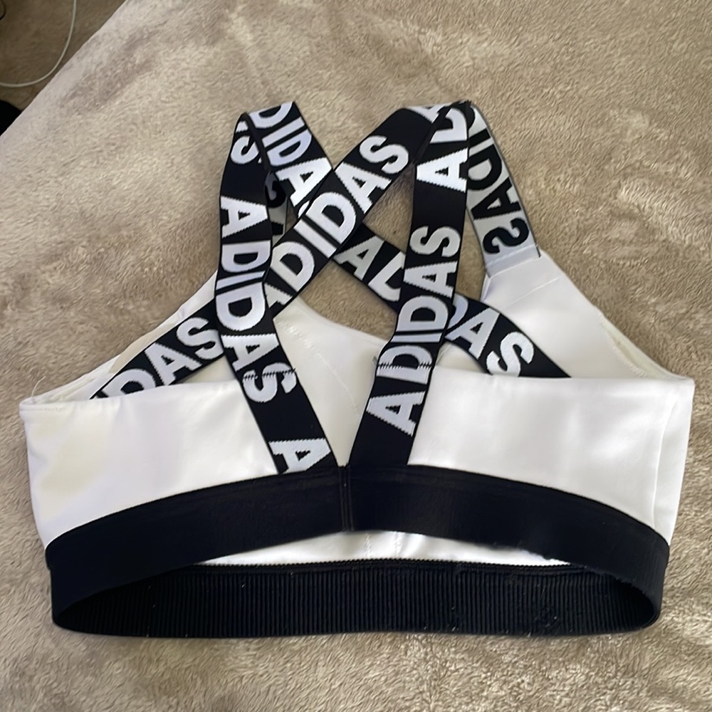Never worn - Picture 2 of 2